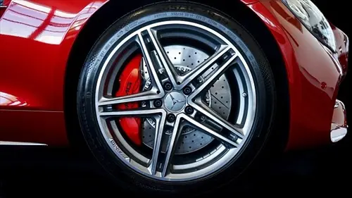 Wheel-And-Rim-Detailing--Wheel-And-Rim-Detailing-2526536-image